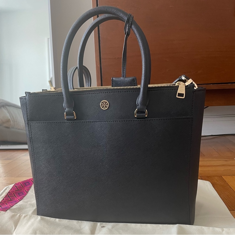 Tory Burch Robinson Double Zip Tote